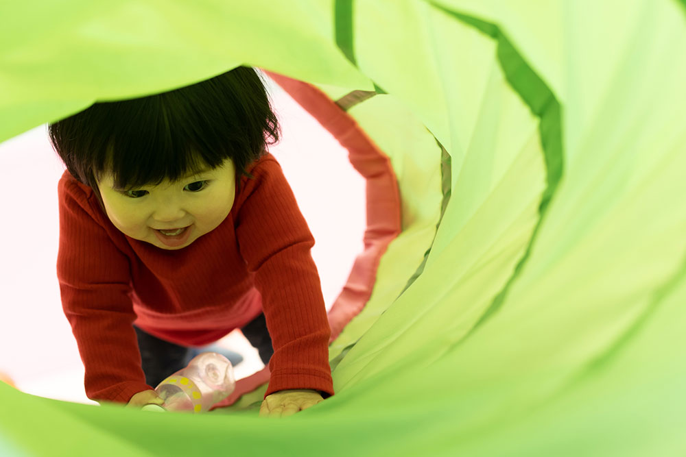 1歳児｜おうちでも出来るダンボールを使ったサーキット遊び